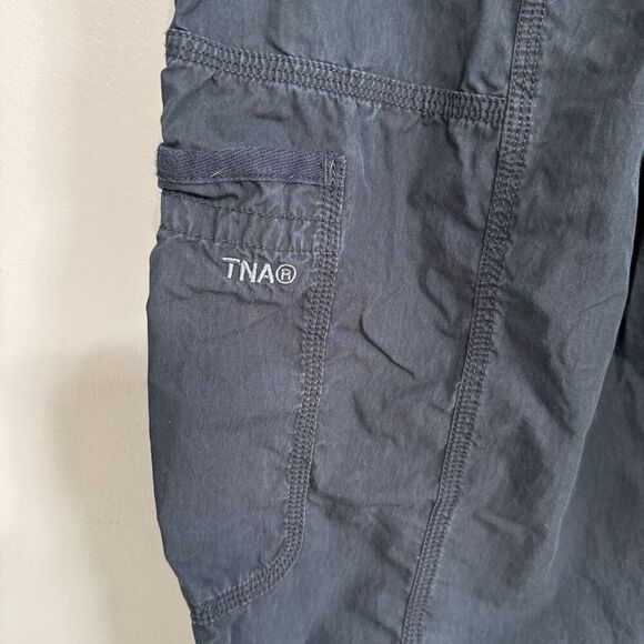 TNA Aritzia black parachute pant size small - Picture 6 of 9